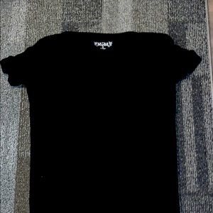 black t shirt